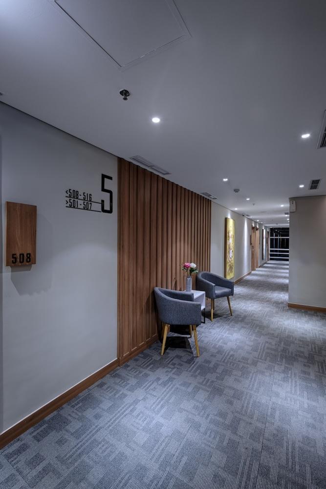 Kuretakeso Kemang Hotel Jakarta Exterior photo