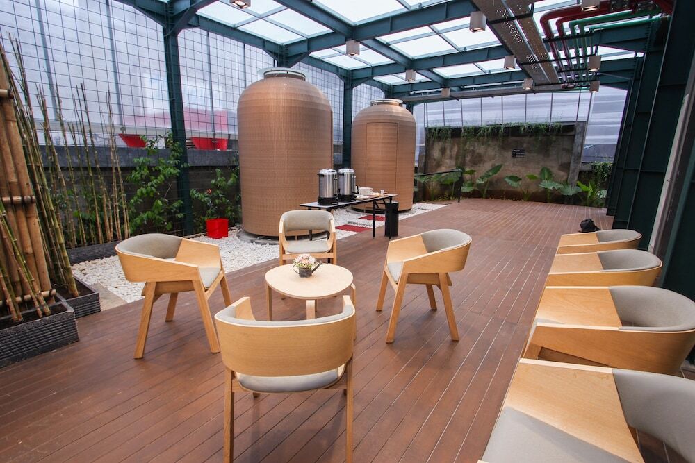 Kuretakeso Kemang Hotel Jakarta Exterior photo